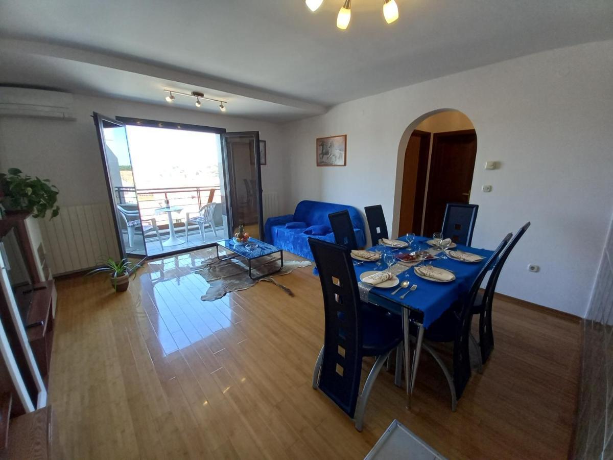 Iva Apartman Pula Exterior photo